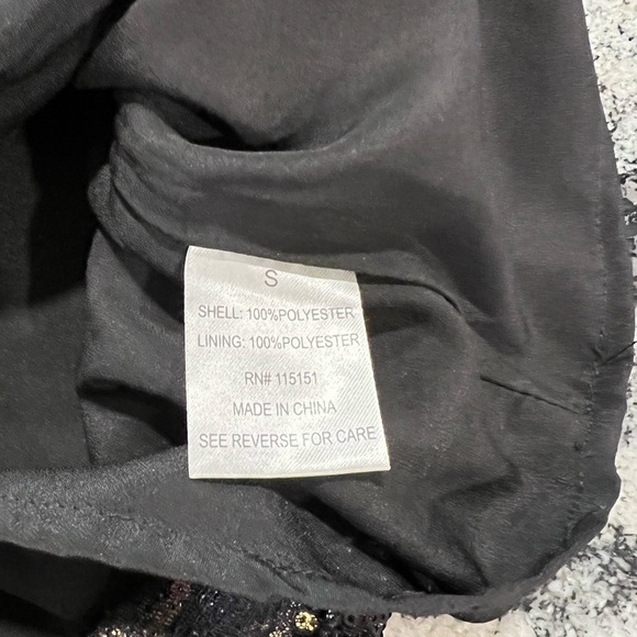 Romeo and Juliet Couture Sleeveless Sequined Black and Gold, Party Dress. - Picture 12 of 14